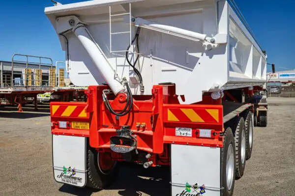 SIDE TIPPER TRAILER FOR RENT